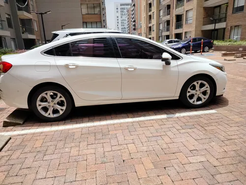 Chevrolet Cruze 1.4 Ltz 5 p