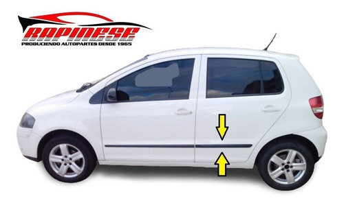 Vw Fox 5p  2006 Bagueta De Puerta Trasera Izquierda Neg