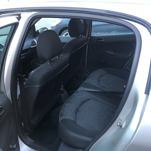 Peugeot 207 1.4 Sedan Hdi Xs