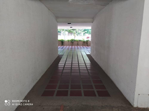 Apartamento En Venta En El Cafetal #24-10227 Josmary Sanjuan