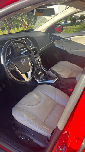 Volvo V40 2.0 T4 Dynamic Aut. 5p