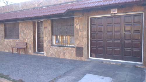 Venta Casa Firmat 6 Dormitorios 