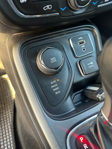 Jeep Compass 2.4 Longitude Plus 4X4