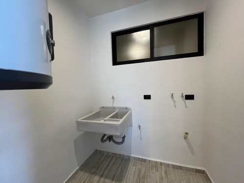 Venta Departamento De 2 Habitaciones En Privada En Temozón Norte