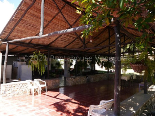 Imagen 19 de 30 de Casas En Venta La Ensenada Barquisimeto 22-6128 /m