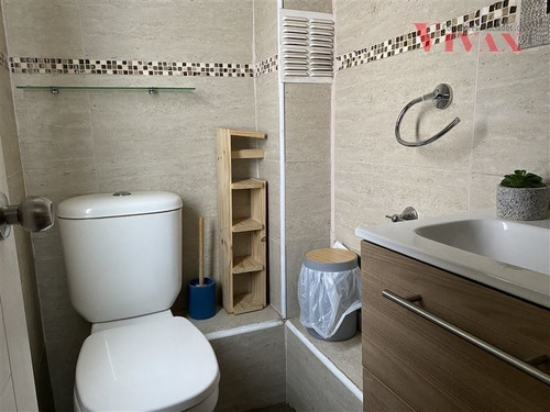 Imagen 10 de 25 de Casa En Venta De 4 Dorm. Con Piscina En Lampa Valle Grande
