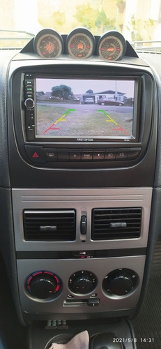 Imagem 8 de 15 de Fiat Idea 2013 1.8 16v Adventure Flex 5p