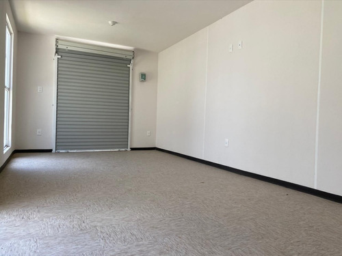 Casa Nueva En Tizayuca, Con Espacio Para Negocio En Planta Baja, 3 Recamaras Y 3 Baños.