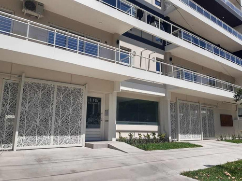 Imagen 2 de 14 de Departamento De 2 Ambientes En Complejo Jardin - Moron Centro