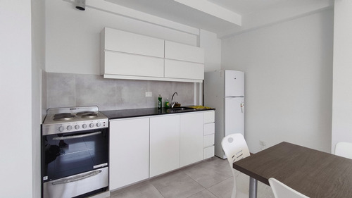 Venta Local Comercial Almagro Al Frente En Esquina
