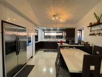 Comprar Hermosa Casa Ubicada En Trigal, Lujo Y Comodidad Para Su Familia.decorada Con Buen Gusto, Concepto Abierto,amoblada Amplia Cocina Con Tope De Cuarzo,area De Lavanderia,estudio,bar,patio Con Parrillera