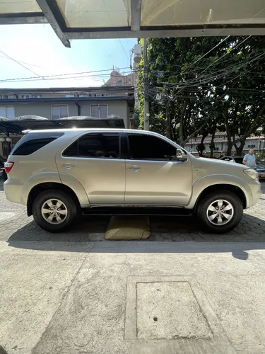 Toyota Fortuner 2.7 4x2 automatica