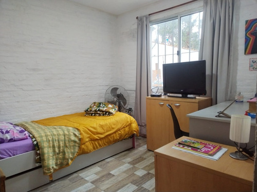 Atención!!! -preciosa - Promocion Invierno, (fin De Semana) 2 Noches $ 3.500. Completamente Equipada, Ofrece Serv/alarma, Wifi, (tv. Prepaga) Y Hermosa Estufa A Leña!