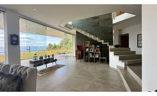 Rhbr-11696 Casa De 2 Niveles (las Palmas)