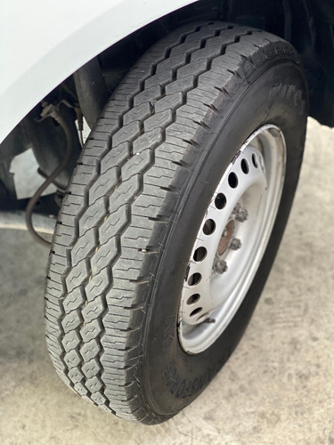 Imagen 12 de 12 de Nissan Np300 Caja Seca 2017