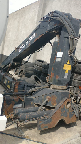 Grua Articulada Marca Hiab 9 Tons