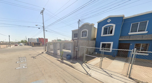 Casa En Remate Banacrio En Av Bedar, Villa Lomas Altas, Mexicali, Baja California -ngc