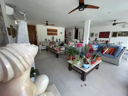 Casa Residencial En Privada La Rejoyada En Venta, Komchen.