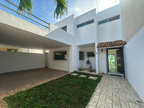 Casa En Venta En Margaritas Cholul