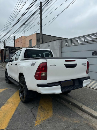 Toyota Hilux 2.8 Std Power Pack Cab. Dupla 4x4 Tdi 4p 177 hp