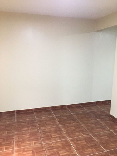 Alquilo Mini Depa ( Inlcuye Servicios) X Alt. C 3 De La Av. La Molina X Atento Peru