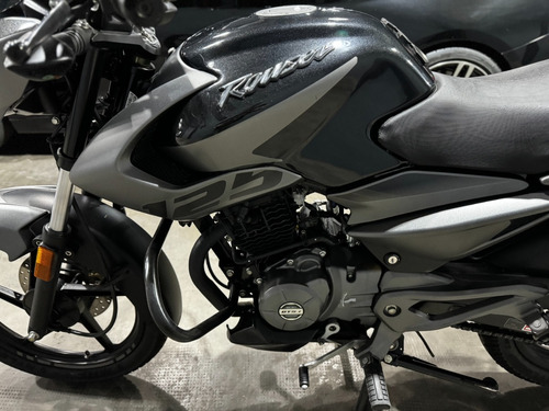 Bajaj Rouser Ns 125