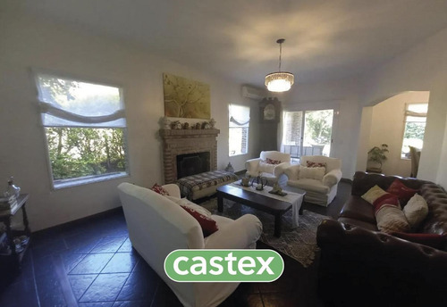 Imagen 2 de 14 de Casa De Cuatro Ambientes En Venta En El Molino, Pilar