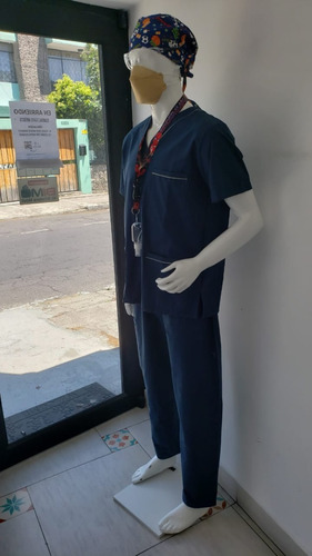 Pijama Médica O Filipina (universidad Católica Del Ecuador)