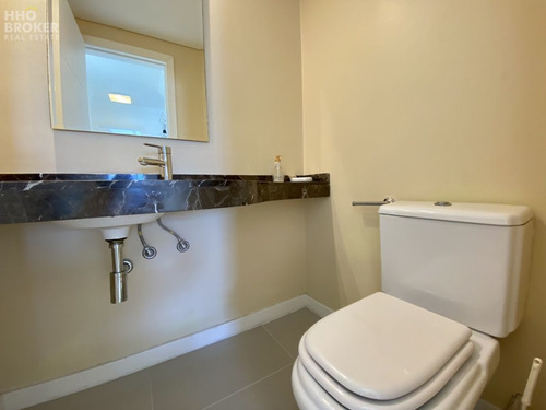 Imagen 8 de 26 de Apartamento En Venta De 3 Dormitorios Terraza Con Parrillero Propio Playa Mansa - Punta Del Este Mansa