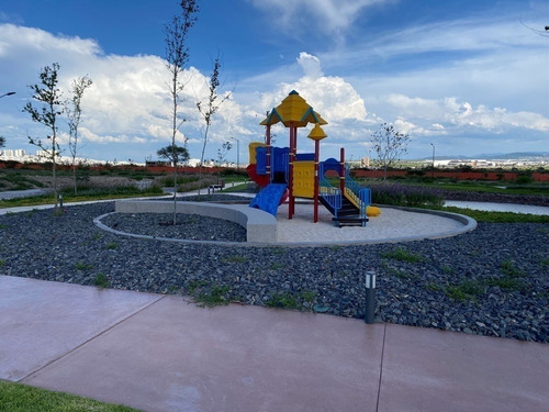 Terreno En Venta Frente A Área Verde- La Espiga