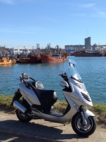Kymco Grand Dink 250