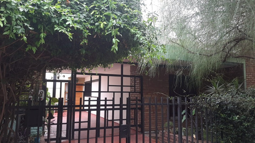 Alquilo Casa Barrio Jardin