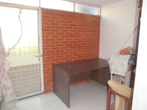 Imagen 4 de 11 de Vendo En Palo Alto, 102 Metros De Terreno Aprox., 62 De Construcción Aprox., Tres Hab. Un Baño. Información 0412 5516099 Y 0412 5537150.