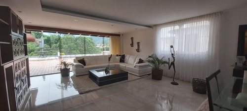 Imagen 4 de 22 de Ana Cárdenas Vende Casa En Los Naranjos Del Cafetal Mls #22-6932