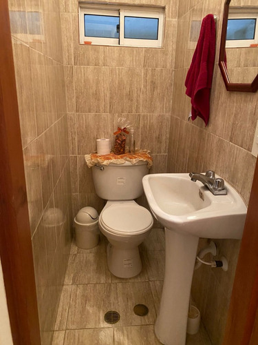 Townhouse. En Villa Venezia Manantial, Naguanagua. LG