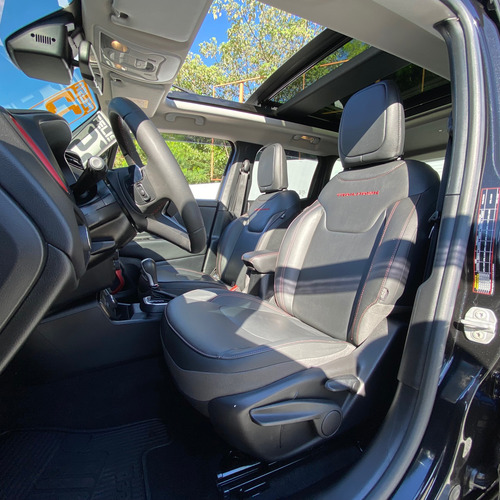 Jeep Renegade 1.3 Trailhawk 4x4 Turbo Flex Aut. (t270) 5p
