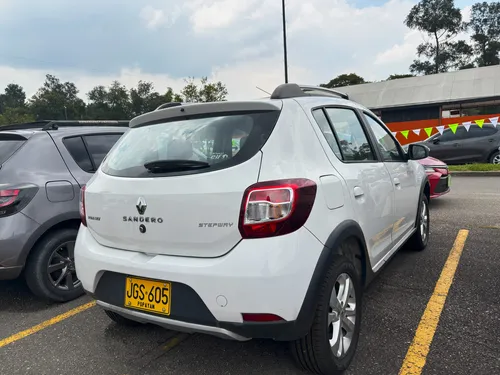 Renault Stepway 1.6 Expression / Zen