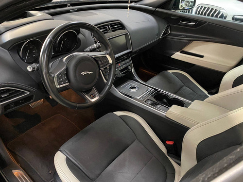 Imagem 8 de 9 de Jaguar Xe 3.0 V6 Supercharger Gasolina S 4p Automático