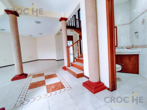 Casa En Venta En Jardines De Las Animas