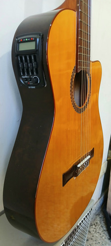 Guitarra Electro Criolla Media Caja Con Corte Con Ecualizad Natural