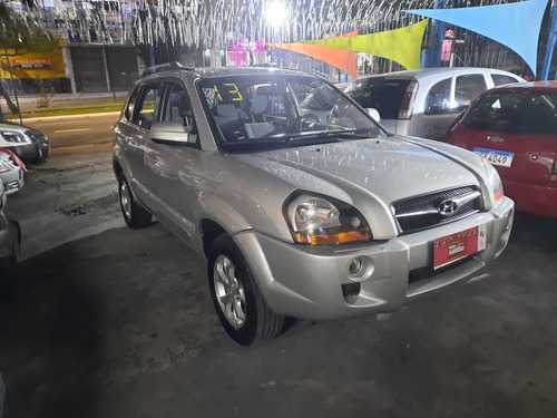 Imagem 9 de 12 de Hyundai Tucson 2013 2.0 Gls 4x2 Flex Aut. 5p
