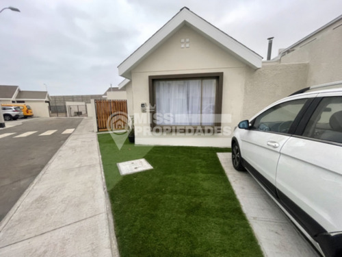 Se Arrienda Casa En Condominio Los Exploradores