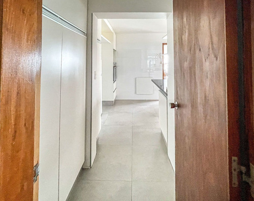 Imagen 23 de 29 de Apartamento En Venta De 3 Dormitorios En Playa Mansa (ref: Lij-5615)