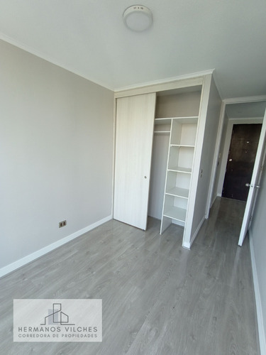Dpto. 2 Dorm / 2 Baños / 1 Est. Metro San Alberto Hurtado L1