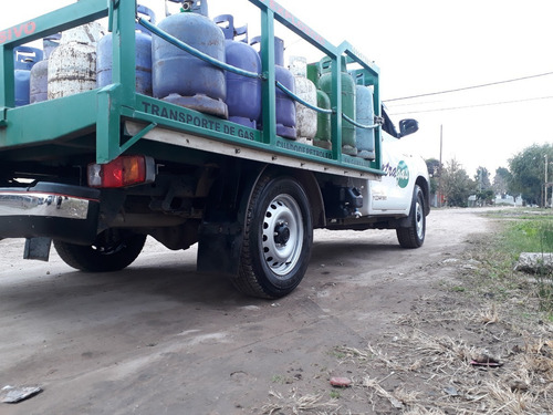 Toyota Hilux 2.4 Cs Dx 150cv 4x2 (con Fondo De Comercio)