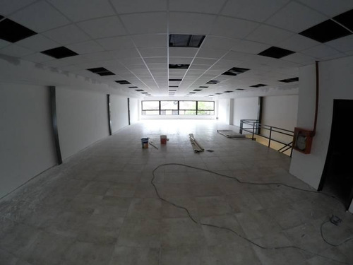 Imagen 20 de 22 de Alquiler - Depósito 1.250 M2 - Salida A 2 Calles - Barracas