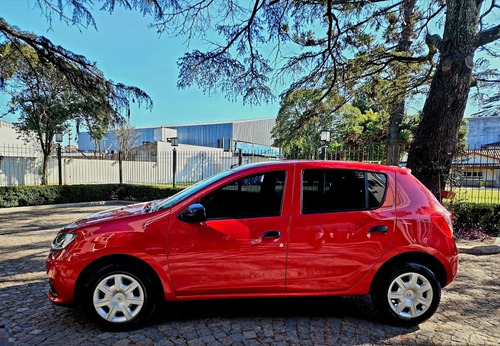 Imagen 14 de 14 de Renault Sandero Expression Pack 1.6 2018 70.000km Fcio T/usa