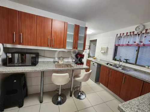 Casa Con Gran Patio, Excelente Ubicacion 5dor (71237)