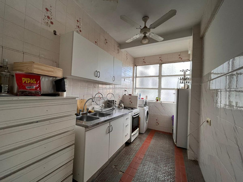 Venta - Departamento De Tres Dormitorios Con Balcón En Centro Río, Rosario