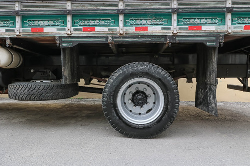 Imagem 12 de 14 de Ford Cargo 1317e